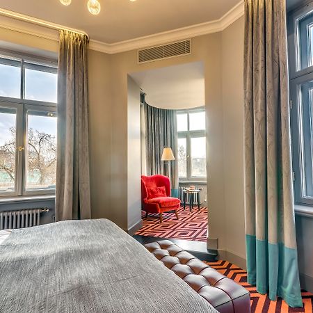 Grand Poet Hotel And Spa By Semarah Riga Exterior foto A room at the hotel