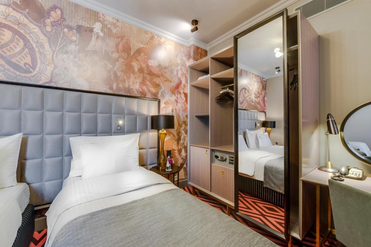 Grand Poet Hotel And Spa By Semarah Riga Habitación foto