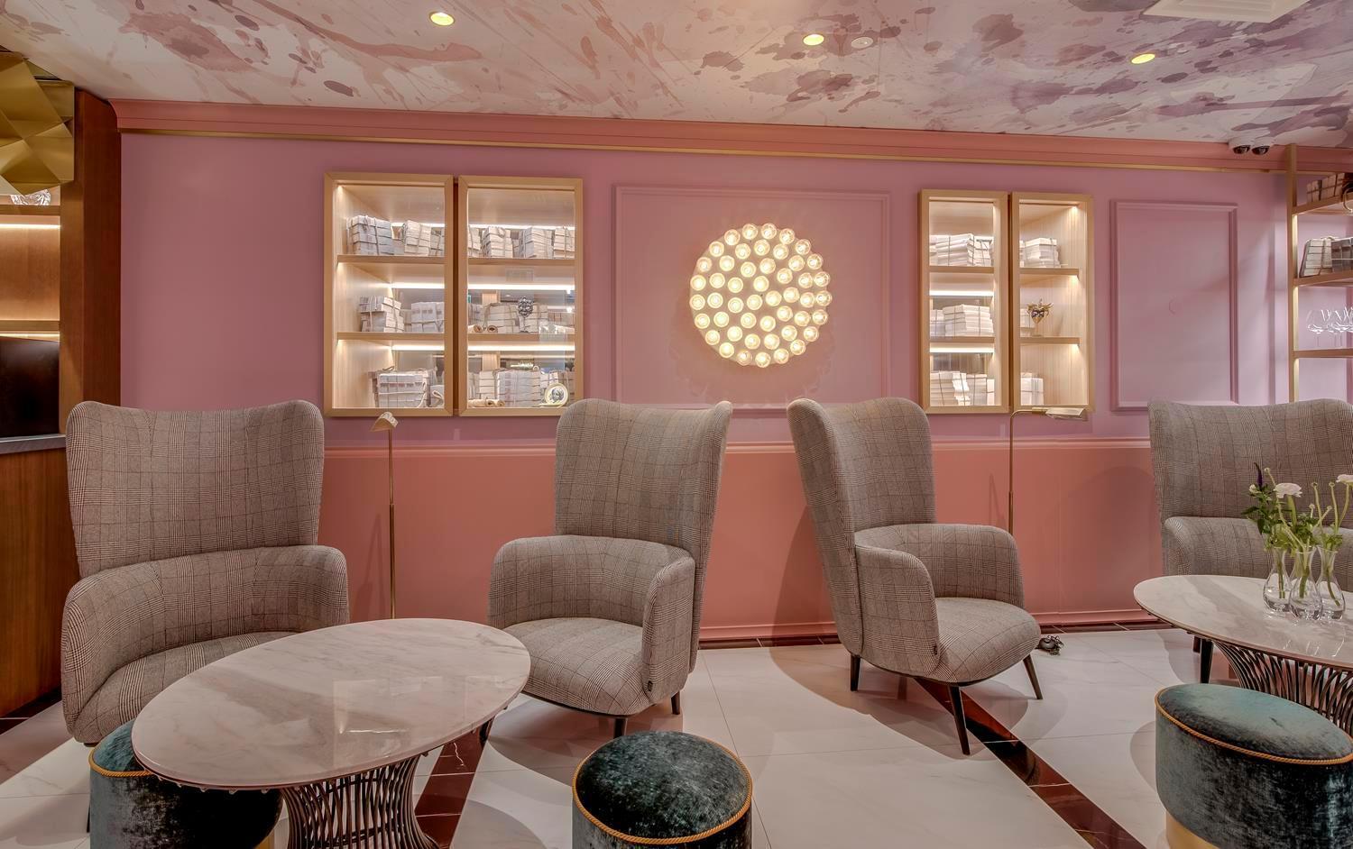 Grand Poet Hotel And Spa By Semarah Riga Exterior foto The interior of the lounge