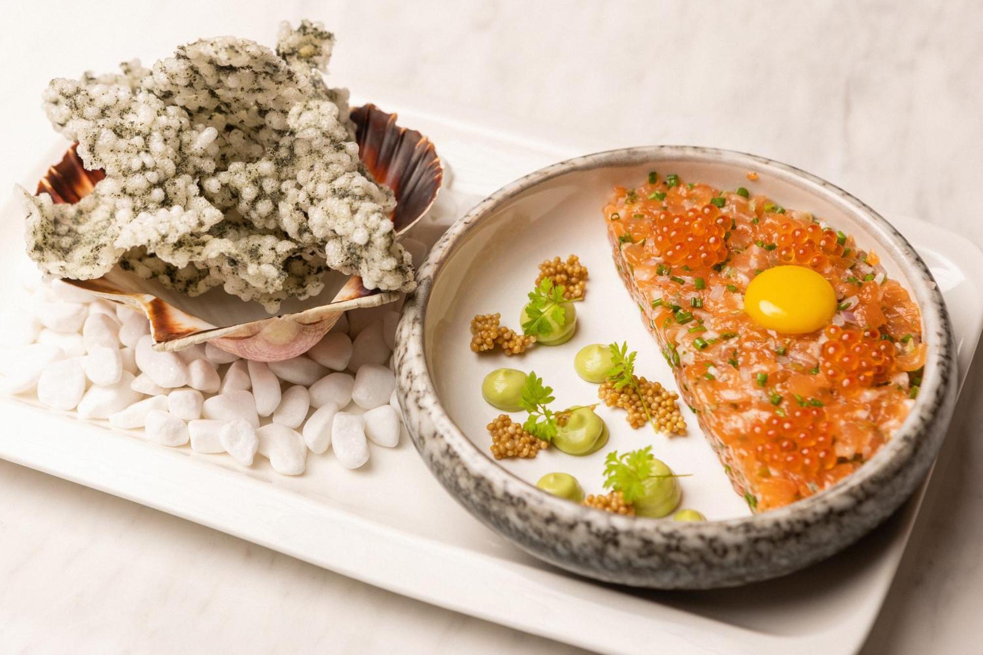 Grand Poet Hotel And Spa By Semarah Riga Exterior foto Salmon tartar