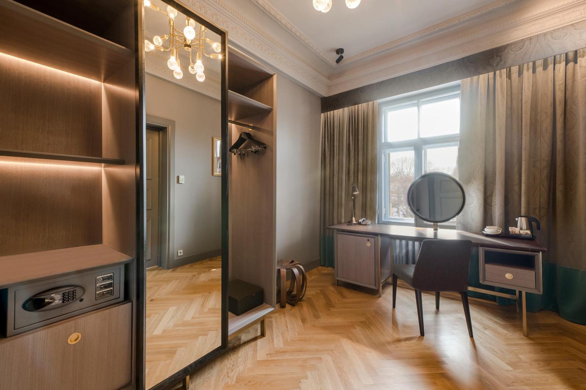 Grand Poet Hotel And Spa By Semarah Riga Habitación foto 3D interior visualization